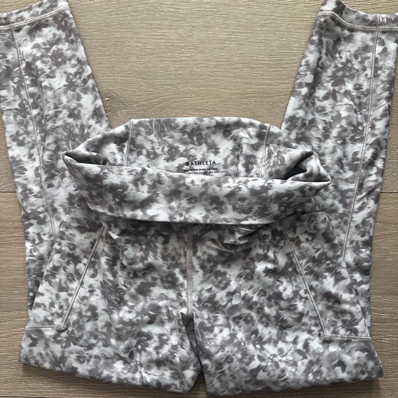 Athleta Salutation stash - Picture 4 of 4